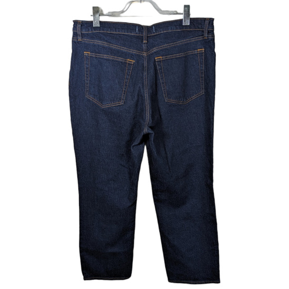 Abercrombie & Fitch 90's Straight Ultra High Rise Ultra Super Dark 33 / 16 Short - Picture 2 of 7